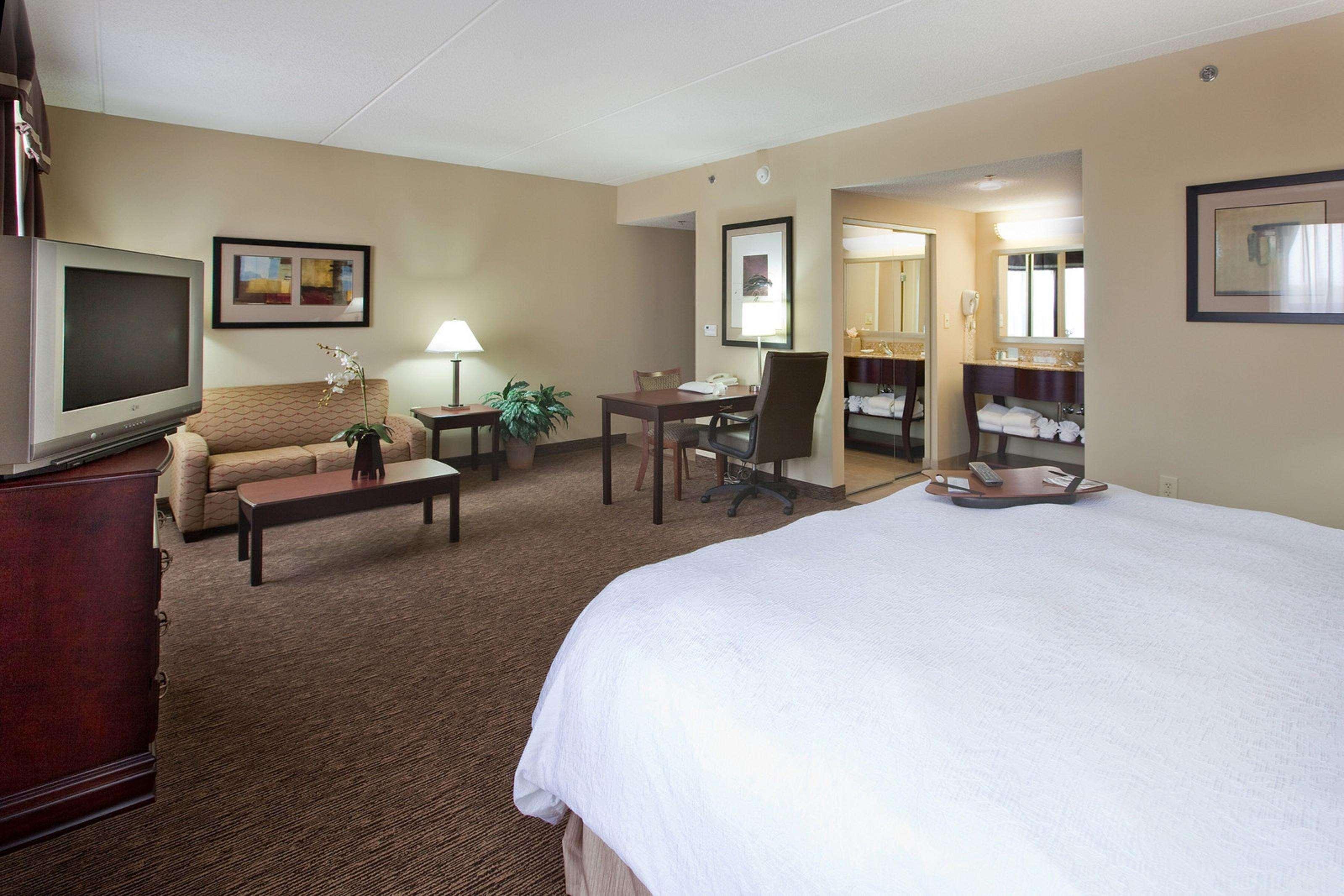 Hampton Inn & Suites Burlington Ruang foto