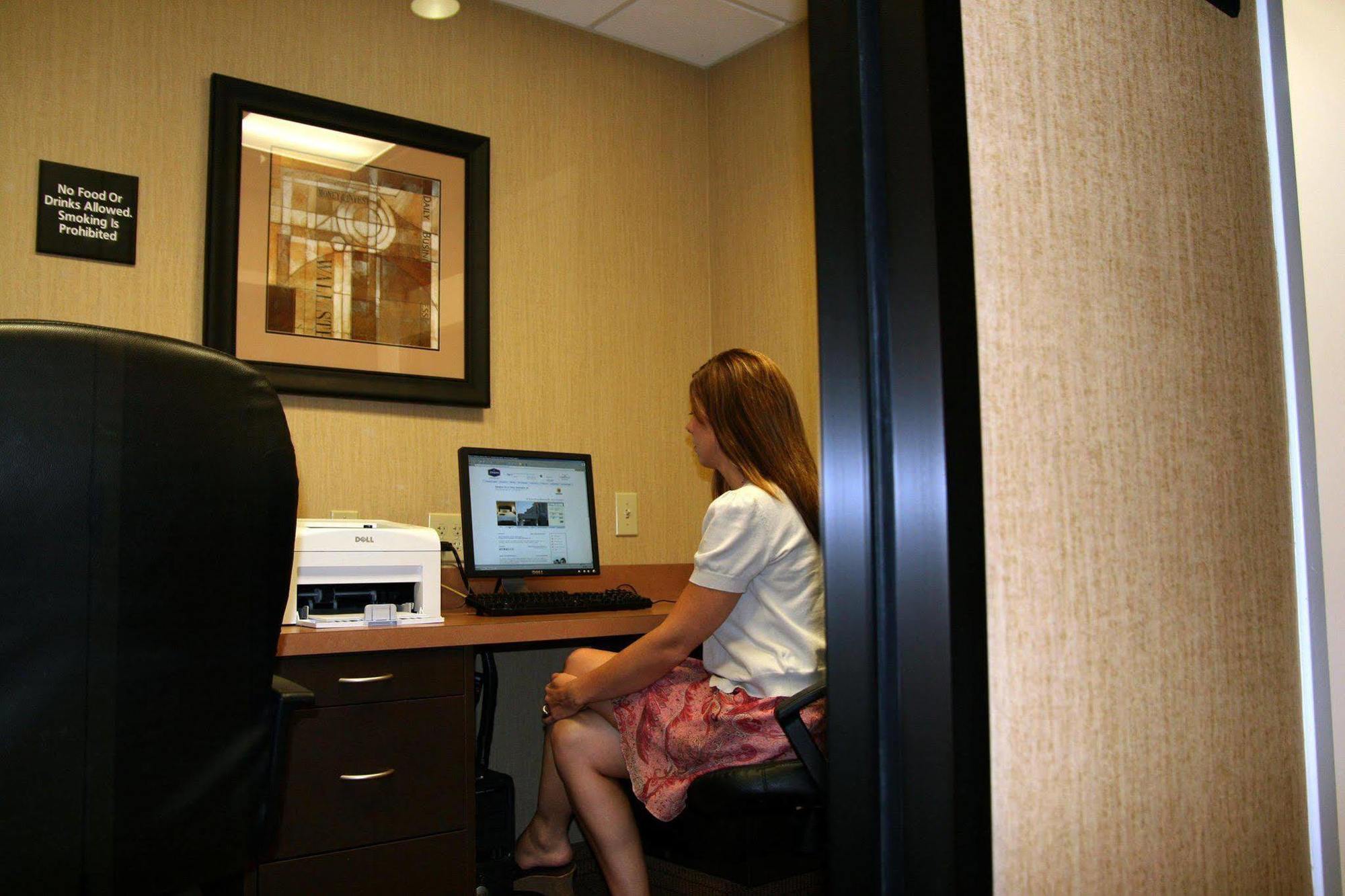Hampton Inn & Suites Burlington Fasilitas foto